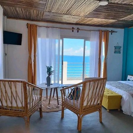 Hotel Riziky Antsiranana Bagian luar foto